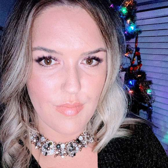 Meet your Posher, Bethany - Picture 1 of 1